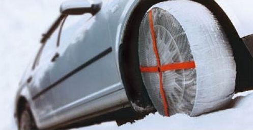 Calze da neve auto: quando possiamo usarle?